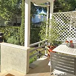 Lura 2 Homes 127 - Happy *